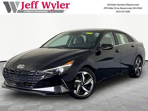 Used 2022 Hyundai Elantra Limited FWD image 1