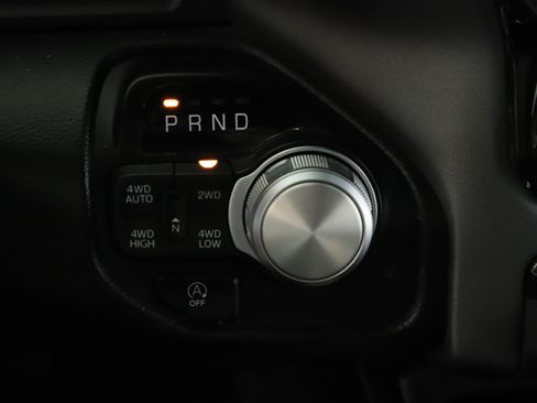 Used 2022 RAM 1500 Laramie AWD/4WD image 15