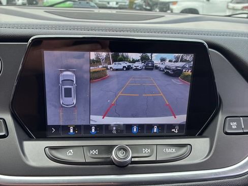 Used 2019 Chevrolet Blazer LT w/ Sun and Wheels Package AWD/4WD image 10