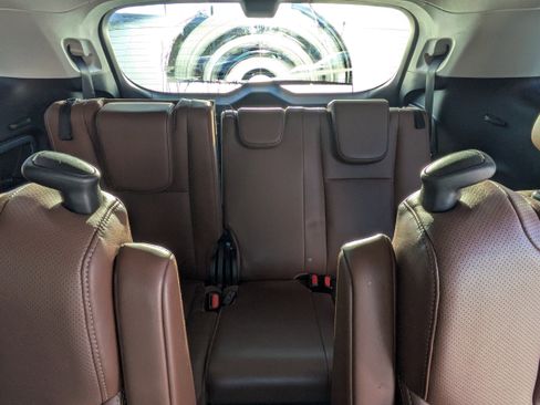 Used 2021 Subaru Ascent Touring w/ Popular Package #2A image 19