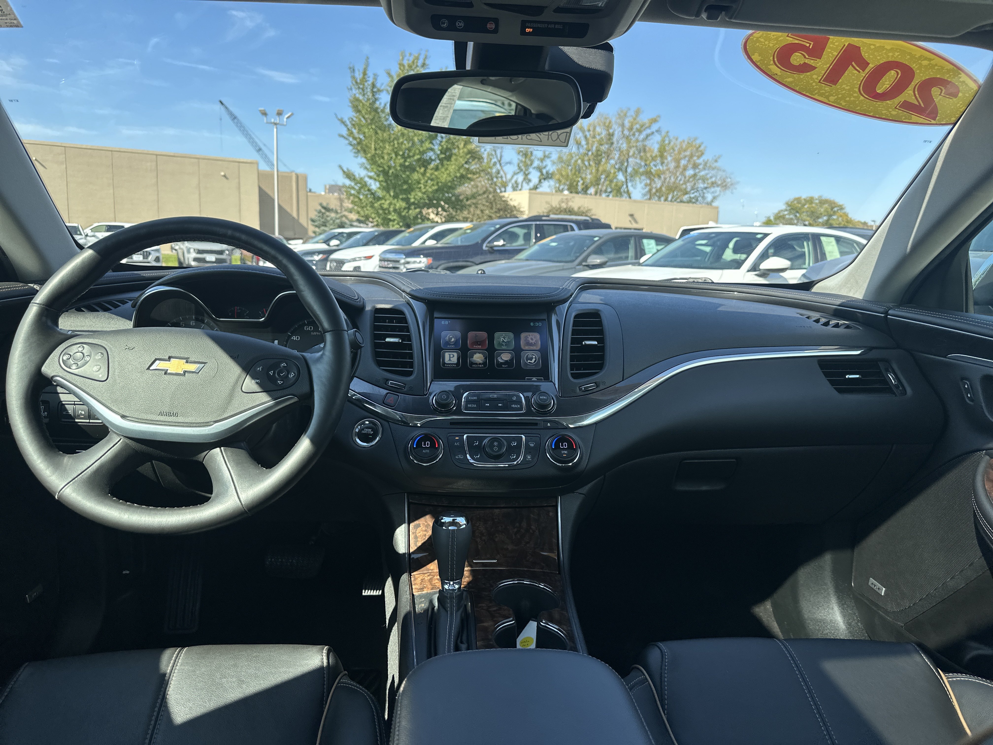 Used 2015 Chevrolet Impala LTZ FWD image 18