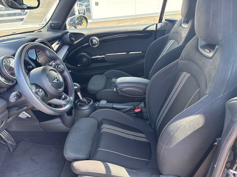 Used 2018 MINI Cooper John Cooper Works FWD image 9