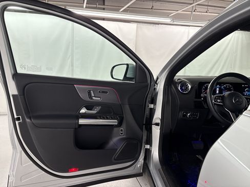 Certified 2023 Mercedes-Benz GLA 250 image 5
