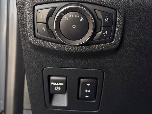 Used 2019 Ford F150 XLT w/ Equipment Group 302A Luxury AWD/4WD image 22