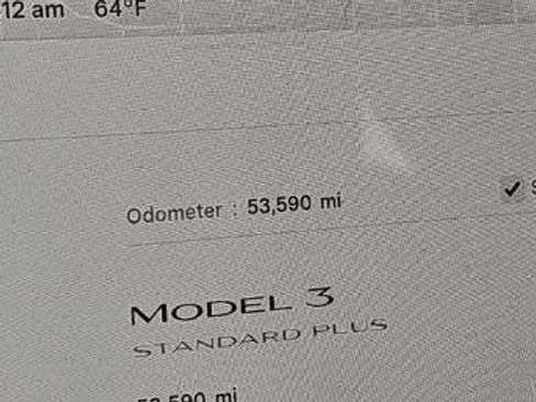 Used 2019 Tesla Model 3 Standard Range image 18