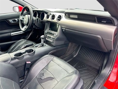 Used 2018 Ford Mustang Premium image 26