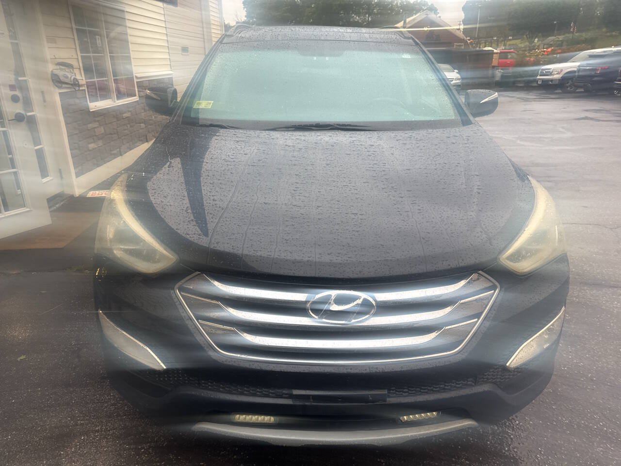 Used 2015 Hyundai Santa Fe Sport w/ Option Group 04 FWD image 2