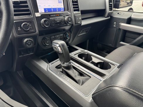Used 2019 Ford F150 XLT w/ Equipment Group 302A Luxury AWD/4WD image 21