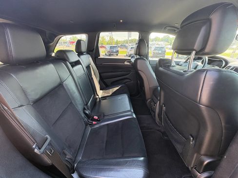 Used 2018 Jeep Grand Cherokee Altitude AWD/4WD image 28