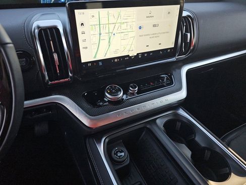 New 2025 Ford Expedition Max Platinum w/ Stealth Performance Package image 32