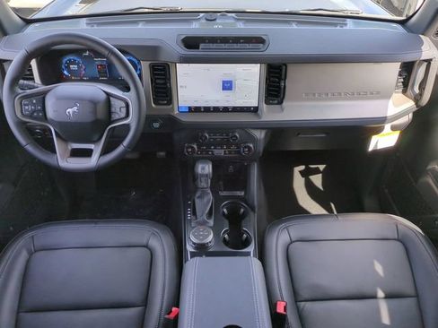 New 2026 Ford Bronco Outer Banks w/ Sasquatch Package AWD/4WD image 15