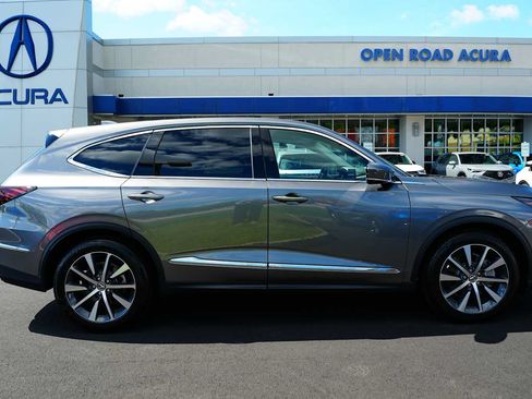 Used 2026 Acura MDX w/ Technology Package AWD/4WD image 8