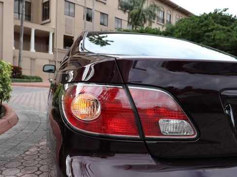 Used 2003 Lexus ES 330 image 26