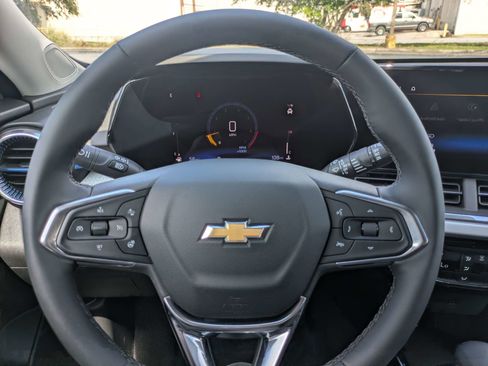 New 2026 Chevrolet Trax LT w/ Driver Confidence Package FWD image 20