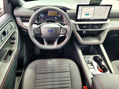 New 2026 Ford Explorer ST-Line image 15