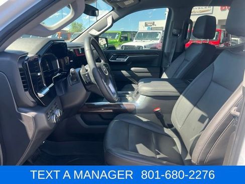 Used 2025 GMC Sierra 1500 Elevation w/ Elevation Premium Package AWD/4WD image 17