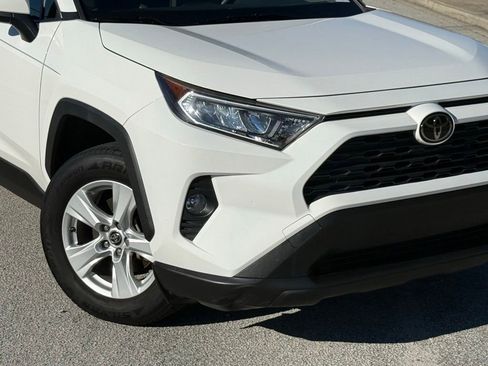 Used 2019 Toyota RAV4 XLE w/ Convenience Package image 10