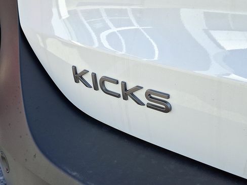 New 2026 Nissan Kicks S image 5