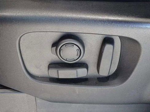 Used 2022 Land Rover Discovery HSE R-Dynamic image 19