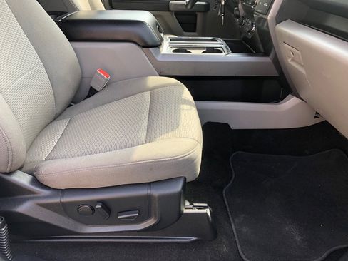 Used 2019 Ford F150 XLT w/ Equipment Group 302A Luxury AWD/4WD image 26