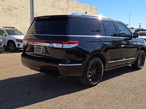 Used 2023 Lincoln Navigator Reserve image 8