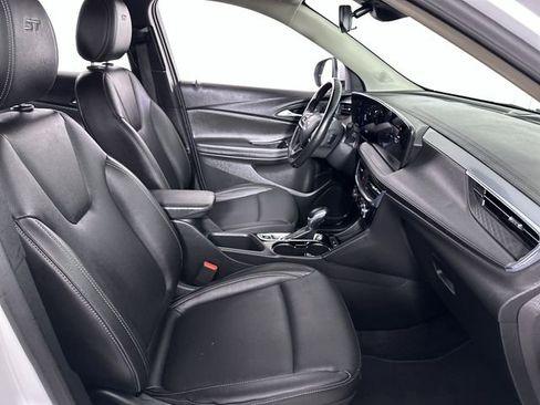 Used 2024 Buick Encore GX Sport Touring image 29