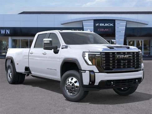 New 2026 GMC Sierra 3500 Denali Ultimate image 7