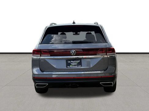 Used 2024 Volkswagen Atlas SE FWD image 6