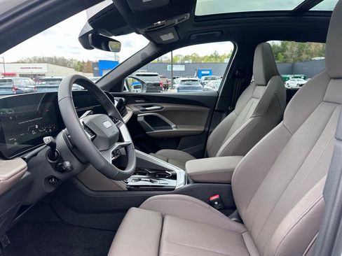 Used 2025 Audi Q5 Premium Plus AWD/4WD image 13