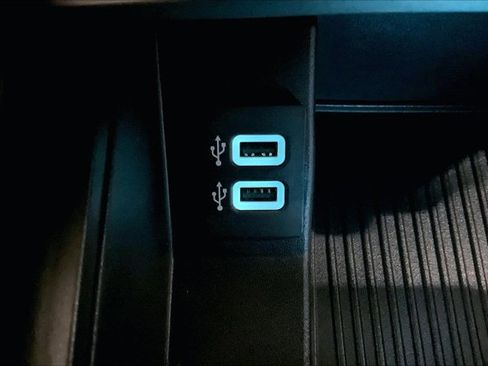 Used 2019 Ford F150 XLT w/ Equipment Group 302A Luxury image 33