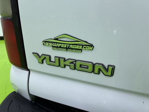 Used 2004 GMC Yukon SLE RWD image 11