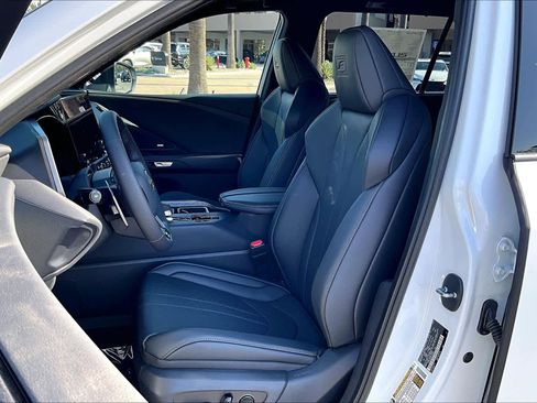 New 2026 Lexus TX 500h AWD image 18