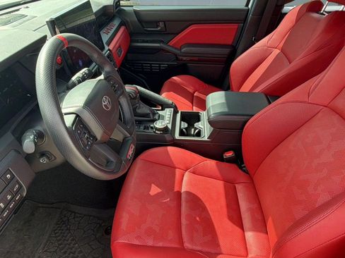 Used 2025 Toyota 4Runner TRD Pro AWD/4WD image 5