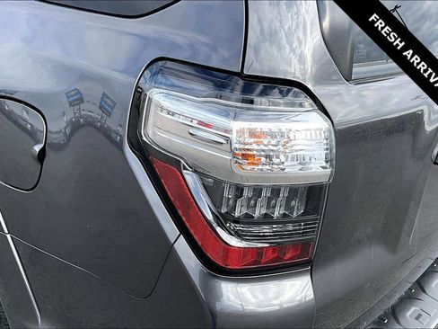 Used 2019 Toyota 4Runner Limited image 22
