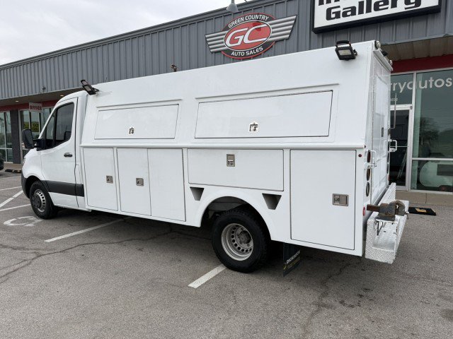 Used 2019 Freightliner Sprinter 3500 w/ Premium Package RWD image 5