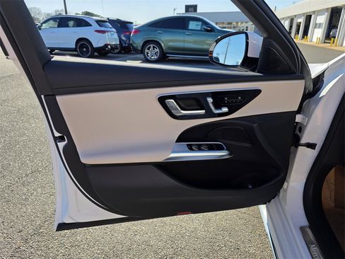 New 2026 Mercedes-Benz E 350 4MATIC Sedan image 11