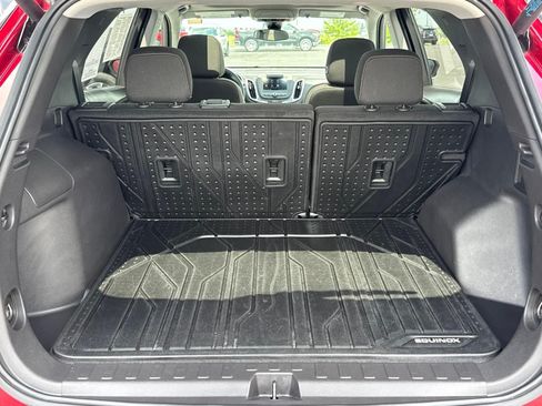 Used 2024 Chevrolet Equinox LT w/ LPO, Floor Liner Package AWD/4WD image 4
