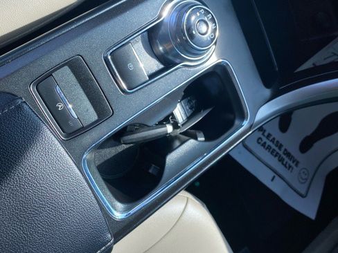 Used 2019 Ford Fusion SEL FWD image 30