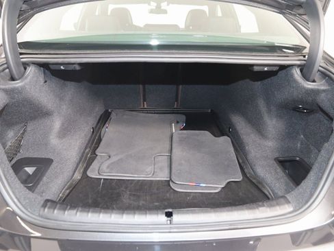 Used 2023 BMW M550i xDrive image 62