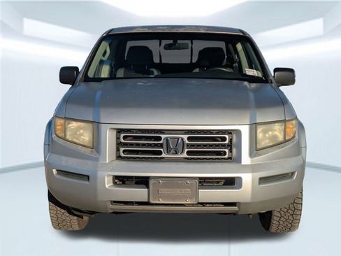 Used 2006 Honda Ridgeline RT image 10