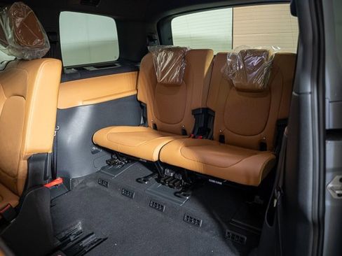 New 2025 Volkswagen ID. Buzz Pro S image 24