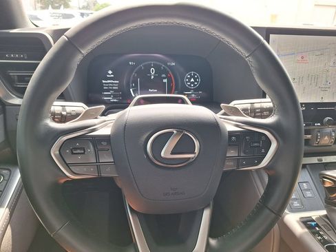 Used 2024 Lexus GX 550 AWD/4WD image 22