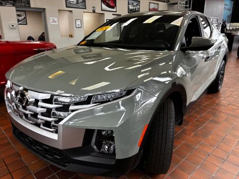 Used 2024 Hyundai Santa Cruz SEL FWD image 9
