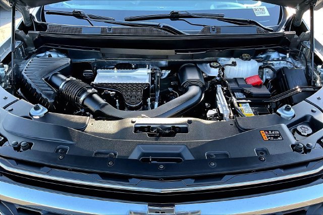 Used 2025 Chevrolet Traverse LT FWD image 28