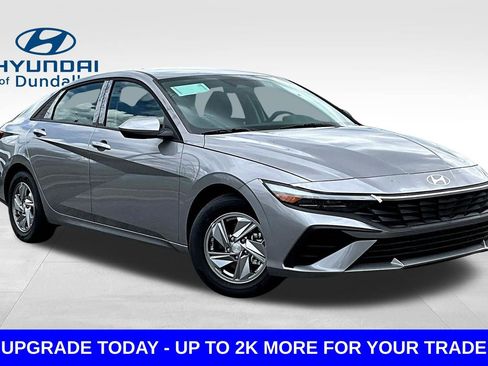 New 2026 Hyundai Elantra SE image 2