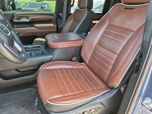 Used 2025 GMC Sierra 2500 Denali Ultimate AWD/4WD image 16