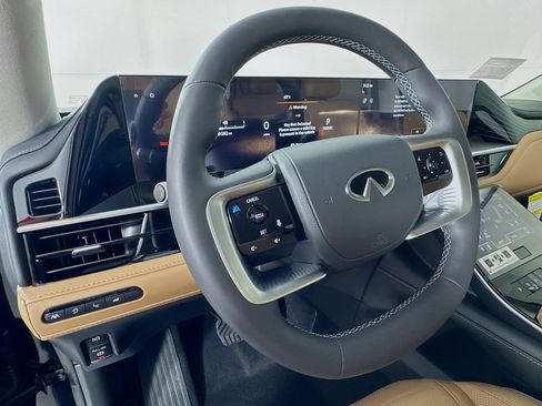 New 2026 INFINITI QX80 Luxe w/ Cargo Package image 11