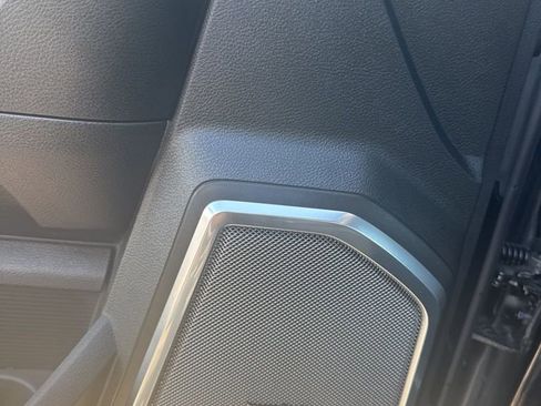 Used 2025 RAM 2500 Laramie AWD/4WD image 13