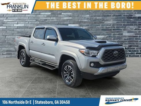 Used 2020 Toyota Tacoma TRD Sport AWD/4WD image 8