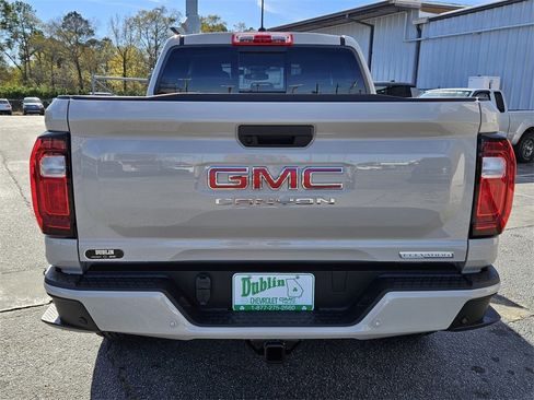 New 2026 GMC Canyon Elevation image 9
